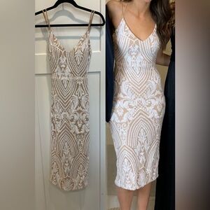 Windsor Tan & White Bodycon Sequin Formal Dress Mid-length (S)